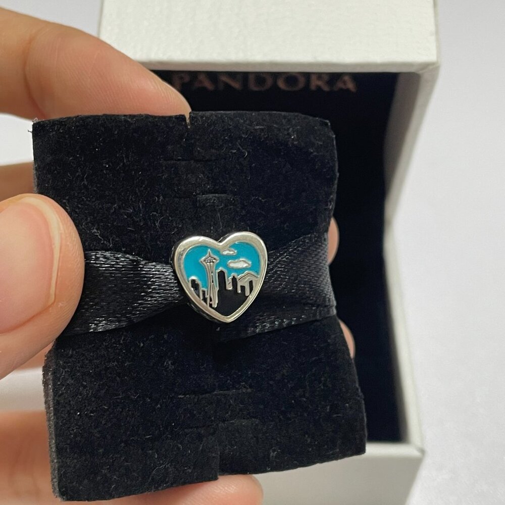 Pandora Seattle Exclusive Heart Charm